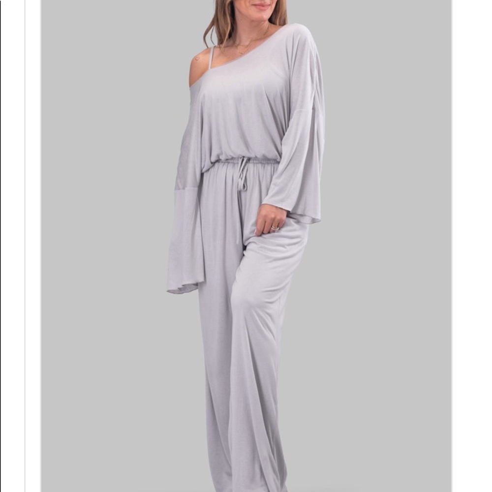 By Egreis DESIREE PANT [GRAY]